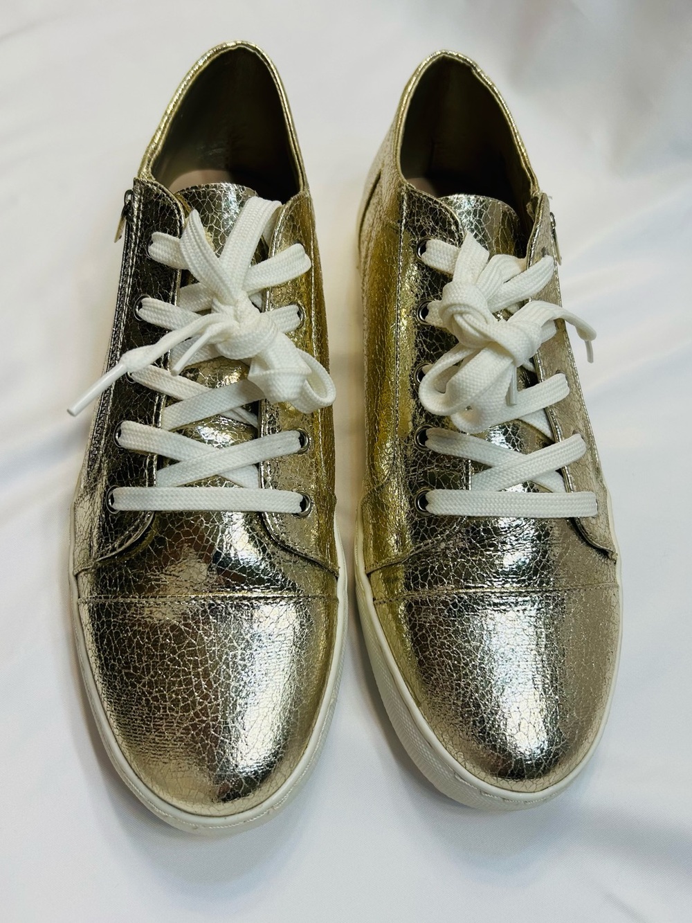 JustFab Cracked Metallic Faux-Leather
Gold Women's Low-Top Lace-Up Sneakers NWOT